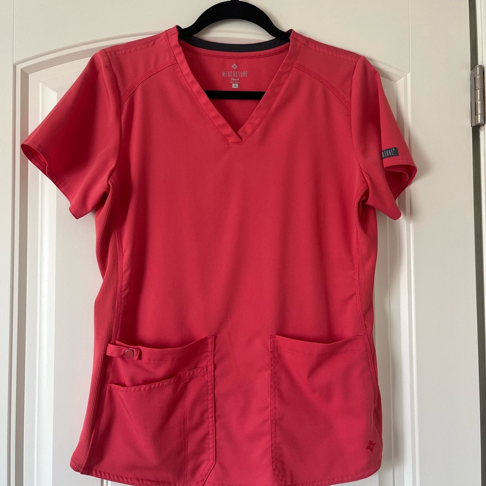 Med Couture Touch V-neck scrub top